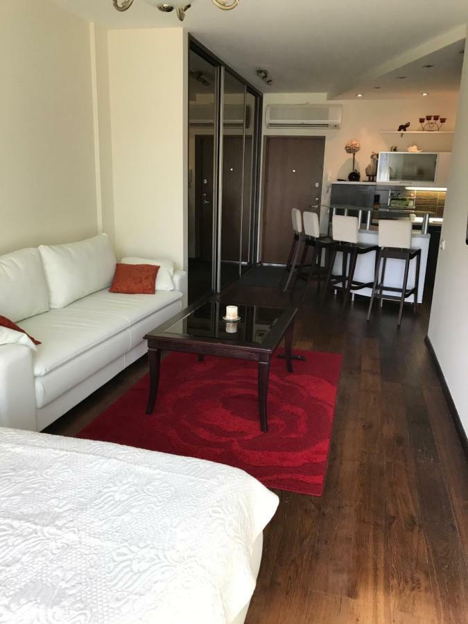 R&W Apartment พาลังกา ภายนอก รูปภาพ